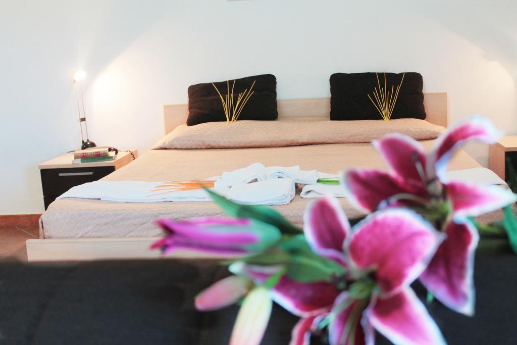 Residence Sol Levante Фраскати Стая снимка