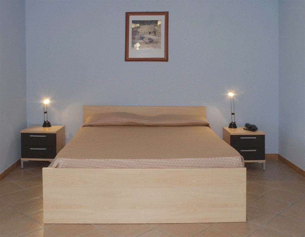 Residence Sol Levante Фраскати Екстериор снимка