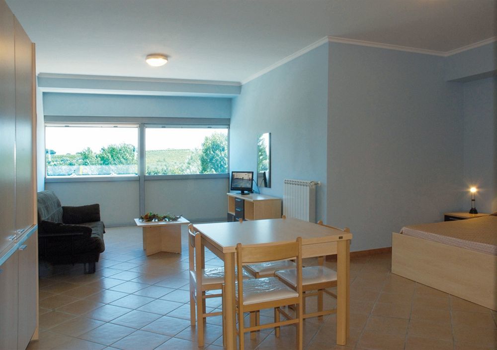 Residence Sol Levante Фраскати Екстериор снимка
