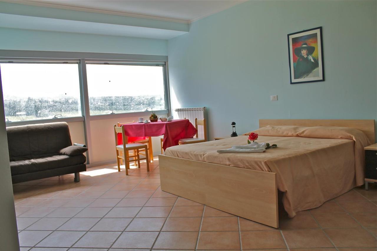 Residence Sol Levante Фраскати Екстериор снимка