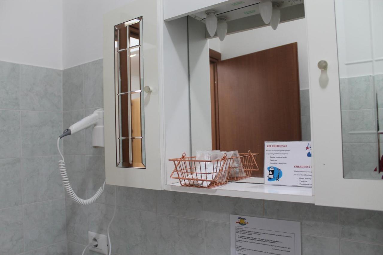 Residence Sol Levante Фраскати Екстериор снимка